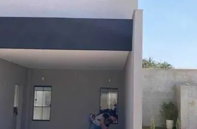 Casa com 3 quartos à venda na Rua 5, 1, Sítios Santa Luzia, Aparecida de Goiânia