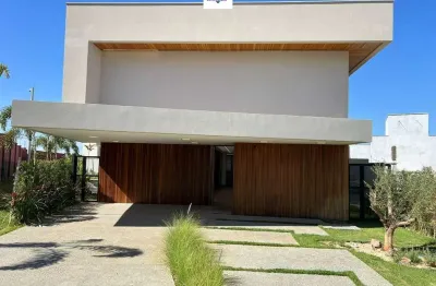 Sobrado à venda no bairro jardins bolonha - senador canedo/go