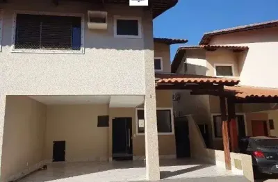 Sobrado em condomínio fechado – próximo ao flamboyant | goiânia-go