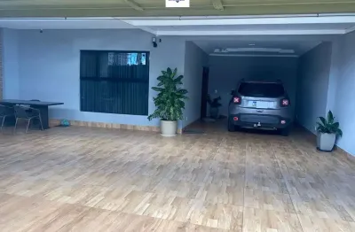 Casa com 3 quartos à venda na Rua T 42, 1, Setor Bueno, Goiânia