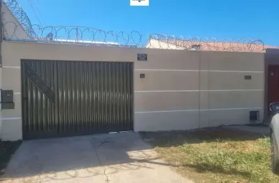 Casa à venda no bairro recanto dos emboabas em aparecida de goiânia/go