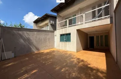 Casa com 5 quartos à venda na Rua do Arenque, 1, Jardim Atlântico, Goiânia