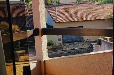 Se você valoriza a vida e quer bem-estar com segurança, temos a solução: sobrado 3q (1s) no goiânia 2!