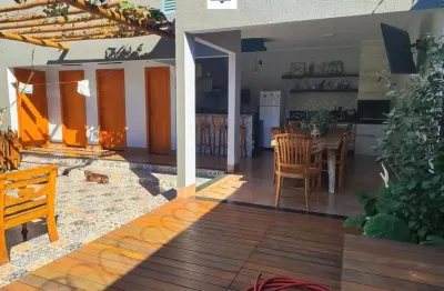 Casa à venda no bairro jardim veneza - aparecida de goiânia/go