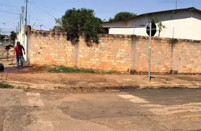 Casa com 3 quartos à venda na Rua NS 1, 1, Vila Norte, Anápolis