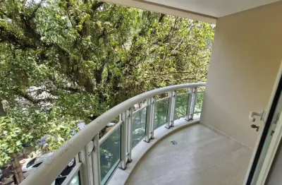 Leblon | duplex 2 quartos alto padrão - 100% reformado com varanda | 1 vaga