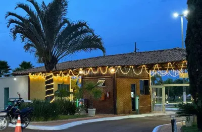 LOTE À VENDA NO CONDOMÍNIO VILLAGIO BAIOCCHI - 1.190 m², PLANO E EM FRENTE À PRAÇA