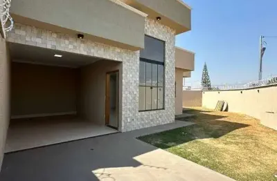 Casa 3 Quartos com Piscina - Setor Serra Dourada III, Aparecida de Goiânia