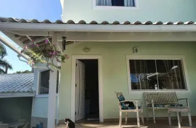 Casa Dúplex 3 Quartos sendo 1 Suíte - Condomínio Pedras Douradas | Rio de Janeiro