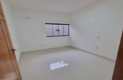 3081 - Casa com 3 quartos, sendo 2 suítes, lavabo, à venda 200m² por R$ 550.000,00 no Parque Buriti