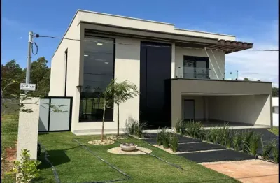 2091- Sobrado com 3 suítes, 2 vagas de garagem, área de lazer, à venda 303,74m² por R$ 1.430.000,00