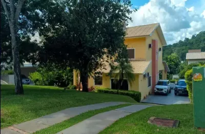 2030 - Sobrado com 5 quartos, sendo 3 suítes, lavabo, 4 vagas de garagem, à venda 1.250m² por R$ 3.