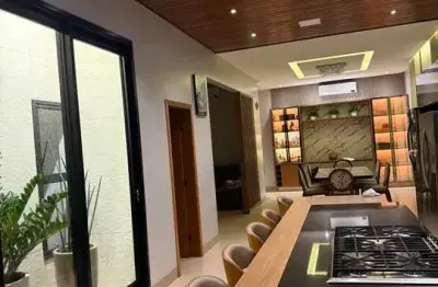 Casa mobiliada em condomínio fechado - Grand Trianon Anápolis