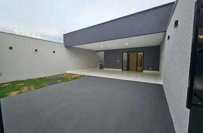 Casa 3 Quartos para Venda no Jardim Helvécia - Aparecida de Goiânia
