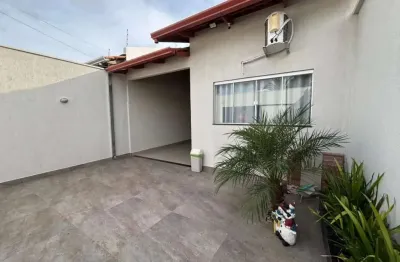 Casa à venda no garavelo residencial park - aparecida de goiânia, casa térrea com piscina aquecida