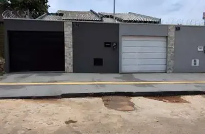 Casa à venda no bairro Parque Ibirapuera - Aparecida de Goiânia/GO