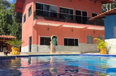 Pousada à Venda em Pirenópolis/GO - 12.800 m², lazer completo e cercada por mata