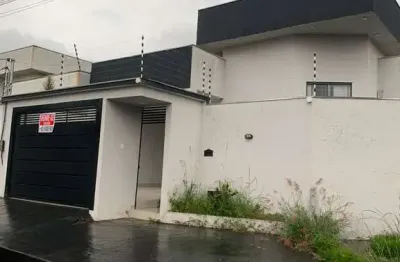 Casa à venda no parque brasília - anápolis/go, 3 quartos, suíte e piscina aquecida