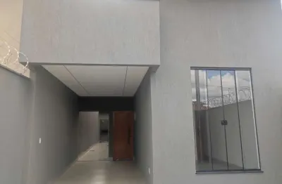 Casa térrea à venda no mansões paraíso - 3 quartos (1 suíte master) e piscina aquecida