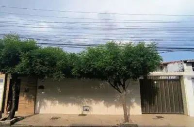 Casa com 3 quartos à venda na Rua Dom Maurício, 19, Presidente Kennedy, Fortaleza