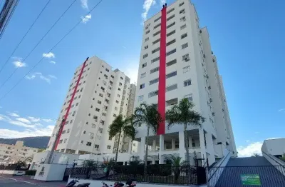 Apartamento com 2 dormitórios sendo 1 suíte e garagem coberta