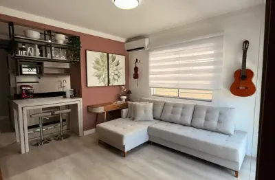 Apartamento 2 Dormitórios sendo uma Suíte - térreo com móveis planejados no Nova Palhoça