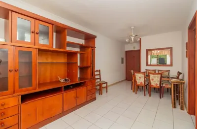 Apartamento com 2 quartos e 74m² à venda em vila ipiranga, porto alegre.