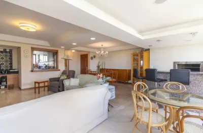 Na Honorio SIlveira Dias, São 3 dormitórios, sendo 1 suíte, garantindo privacidade e bem-estar para toda a família.