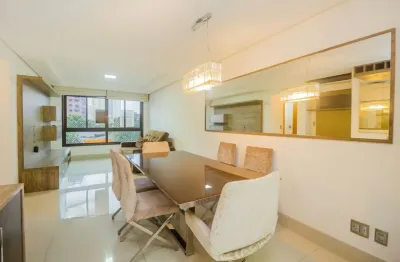 Na Itapeva, apartamento mobiliado, de frente, com excelente padrão de acabamento e pronto para morar.