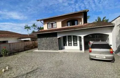 Casa averbada para venda tem 223 metros quadrados com 4 quartos em jarivatuba - joinville - sc