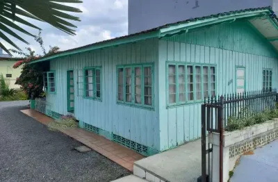 Imóvel para venda possui 459 metros quadrados em floresta - joinville - sc