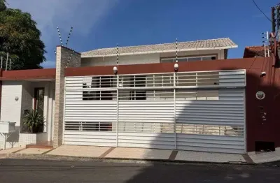 Casa com 3 quartos à venda na Rua Quinto Cúrcio, 56, Adrianópolis, Manaus