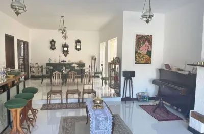 Casa com 6 dormitórios à venda, 420 m² por r$ 1.900.000,00 - pinheirinho - itajubá/mg