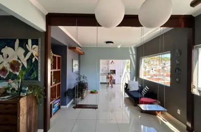 Apartamento com 3 dormitórios à venda, 110 m² por r$ 820.000,00 - pinheirinho - itajubá/mg