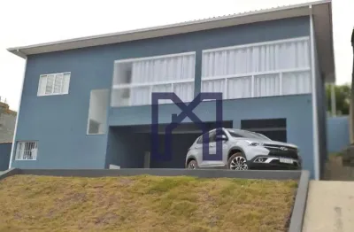 Casa com 3 dormitórios à venda, 224 m² por r$ 1.100.000,00 - carneiros - piranguinho/mg