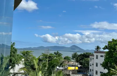 Apartamento à venda com 2 quartos uma suíte no bairro Coqueiros em Florianópolis!!