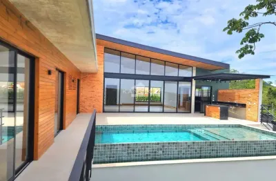 Casa 4 quartos 03 suítes alto luxo  com vista para represa no condomínio residencial alvim em vina del mar em juiz de fora