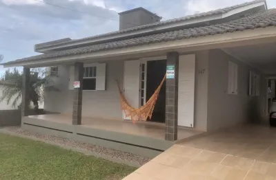 Oportunidade pé na areia! Casa com laje inferior - a 80m do mar - Varanda Gourmet - Financiável!