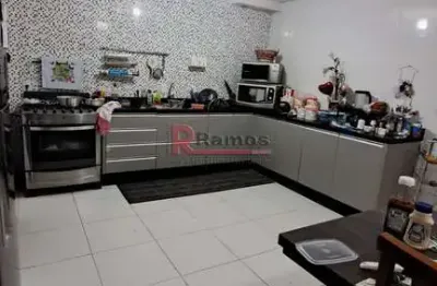 Casa com 3 quartos à venda na rua adriana ceres zago bueno, tatuquara, curitiba por r$ 265.000