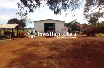 Área total: 1.810 hectares (374 alqueires) área aberta: 1.200 hectares (247 alqueires)- santa rita -to