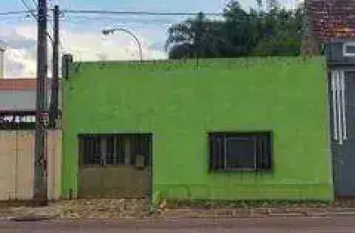 Casa com 3 quartos para alugar na Rua Ermelino de Leão, Olarias, Ponta Grossa