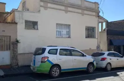 Casa com 3 quartos à venda na Rua Theodoro Rosas, Centro, Ponta Grossa