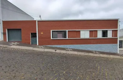 Casa com 3 quartos à venda na Rua Doze de Outubro, Centro, Ponta Grossa