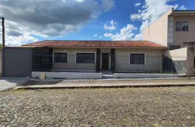 Casa com 3 quartos à venda na Rua Herculano de Freitas, Orfãs, Ponta Grossa