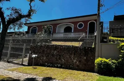 Casa com 3 quartos à venda na Rua Jeremias Lissa, Vista Alegre, Curitiba