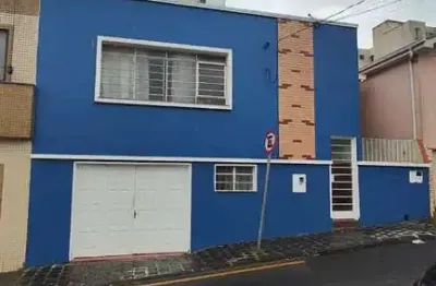 Casa com 3 quartos à venda na Rua Quinze de Novembro, Centro, Ponta Grossa