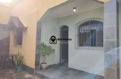 Casa com 3 quartos à venda na Rua Fernando de Noronha, Glória, Belo Horizonte