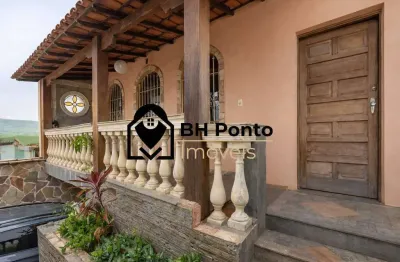 Casa 4 Quartos, 3 Vagas à Venda Bairro Alípio de Melo Belo Horizonte
