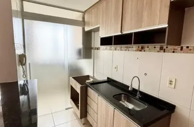 Apartamento para locação no Condomínio Mirassol, no Mogilar, em excelente localização.