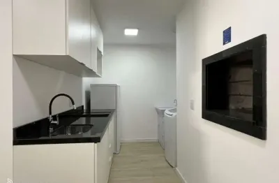 Excelente apartamento de 1 suíte com 1 vaga para alugar mobiliado no bairro Flor